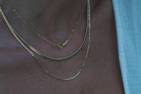 The Figure Eight in Gold.